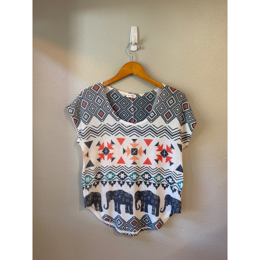 Blu Planet Elephant Geometric Waffle Knit Top Womens Medium Boho Short Sleeve
